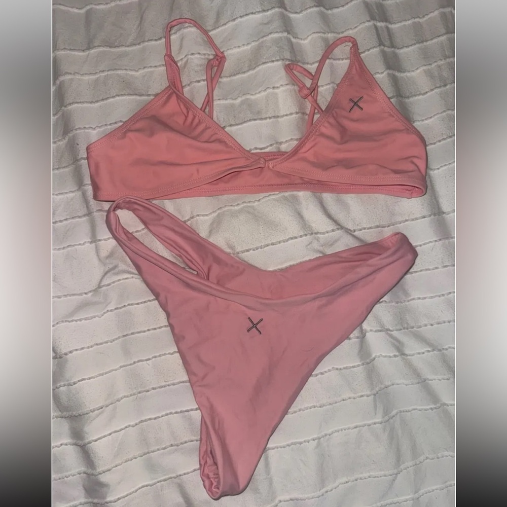 Boutine LA Bikini Set